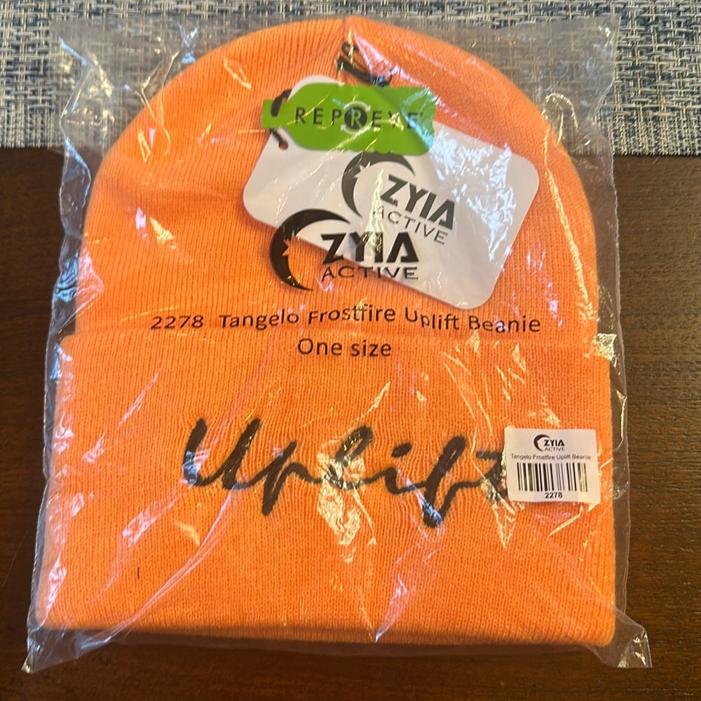 Zyia uplift beanie